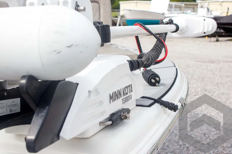 Slide: The Image of 2023 Sea Pro 208 Bay boat with Minn Kota Terrova trolling motor. - 20