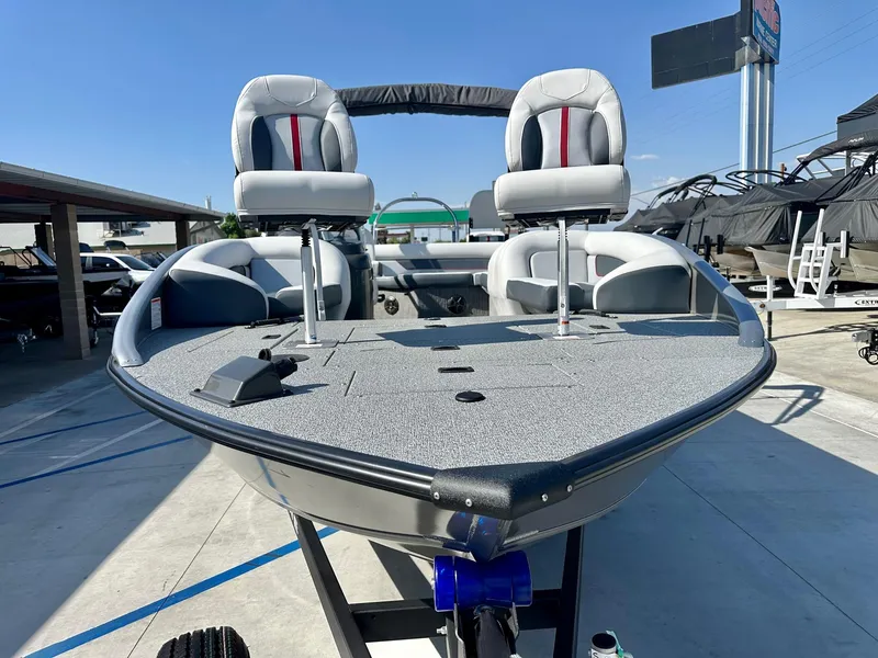 Slide: The Image of Lowe Sport Deck 224 2025 - 3