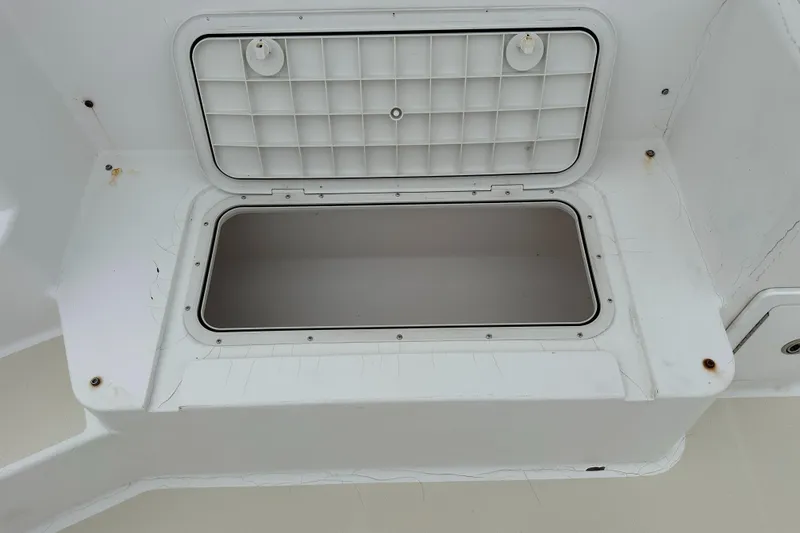 Slide: The Image of Sabre 38 Hardtop Express 2005 - 59