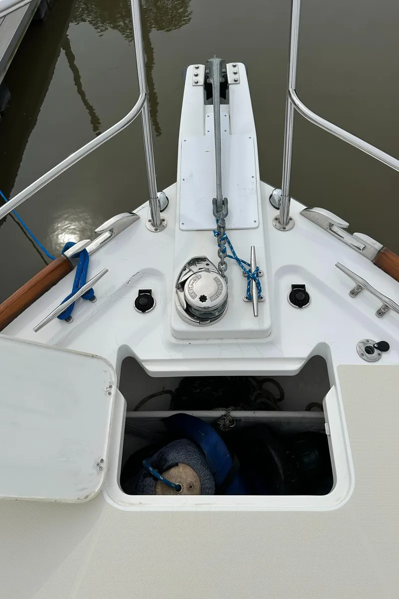 Slide: The Image of Sabre 38 Hardtop Express 2005 - 61