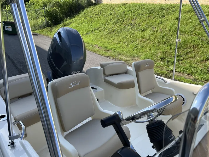 Slide: The Image of Scout Dorado 175 Sport 2025 - 9