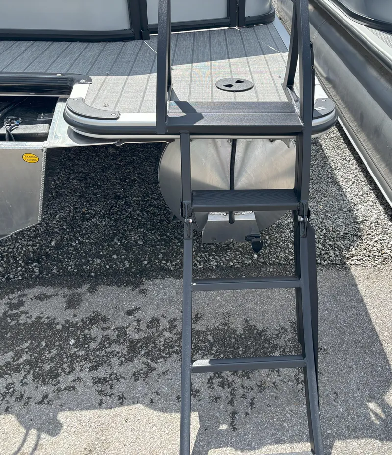 Slide: The Image of 2025 Bentley Pontoons Legacy 223 Cruise XL with extended boarding ladder. - 11