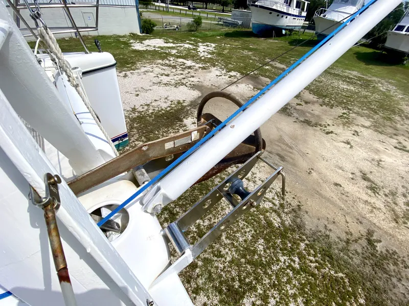 Slide: The Image of Privilege 435 2006 - 52