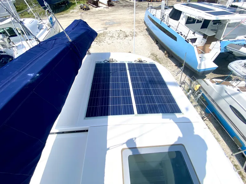 Slide: The Image of Privilege 435 2006 - 54