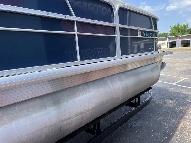 Slide: The Image of Coach Pontoons 230 C 2017 - 33