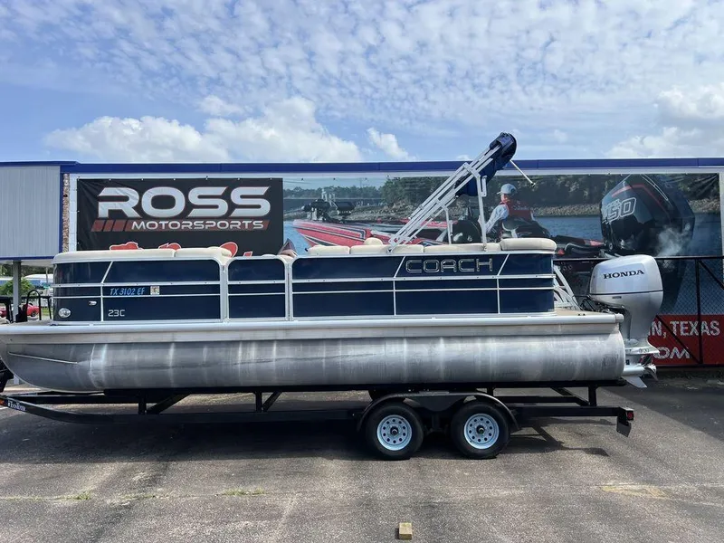 Slide: The Image of Coach Pontoons 230 C 2017 - 4