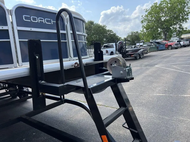 Slide: The Image of Coach Pontoons 230 C 2017 - 49