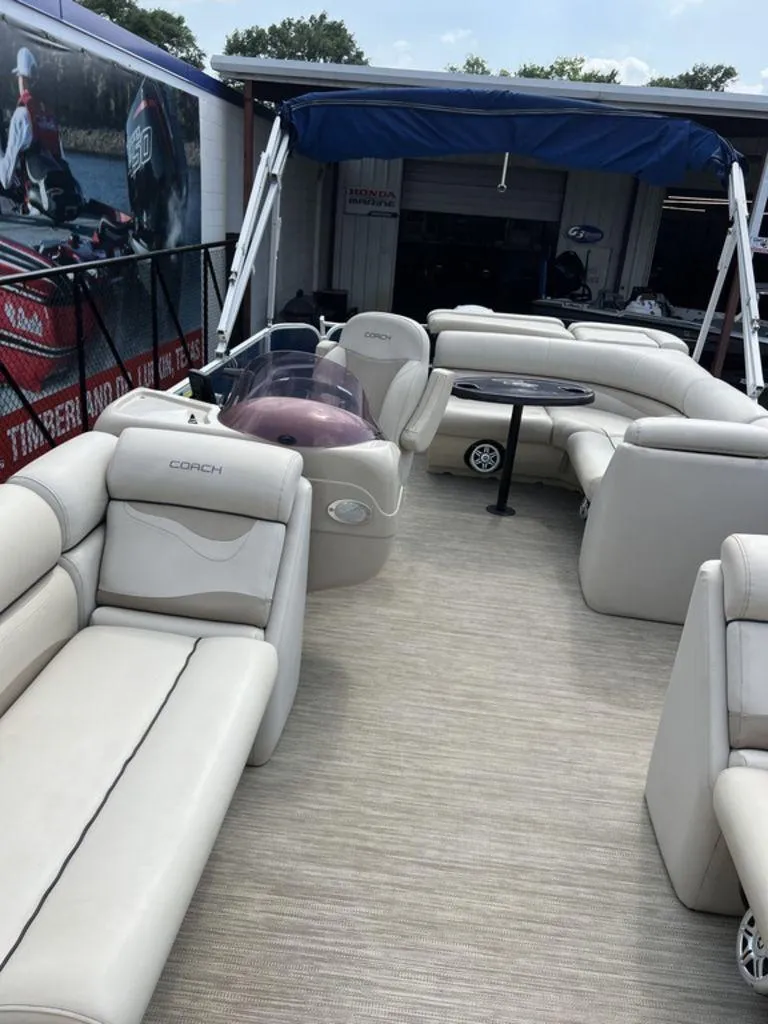 Slide: The Image of Coach Pontoons 230 C 2017 - 56