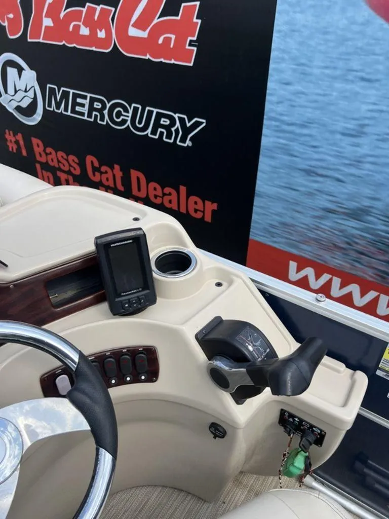 Slide: The Image of Coach Pontoons 230 C 2017 - 74