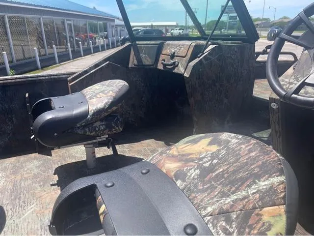 Slide: The Image of G3 Sportsman 2100 2025 - 13