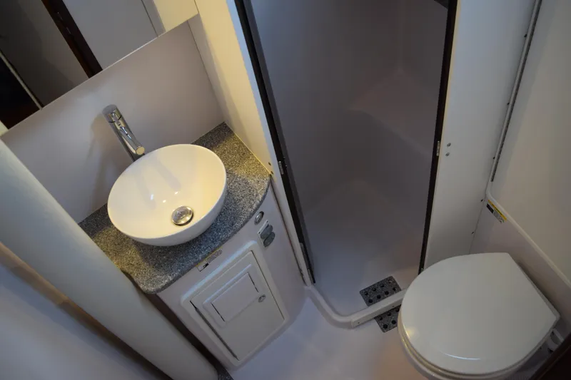 Slide: The Image of Catalina 425 2020 - 15