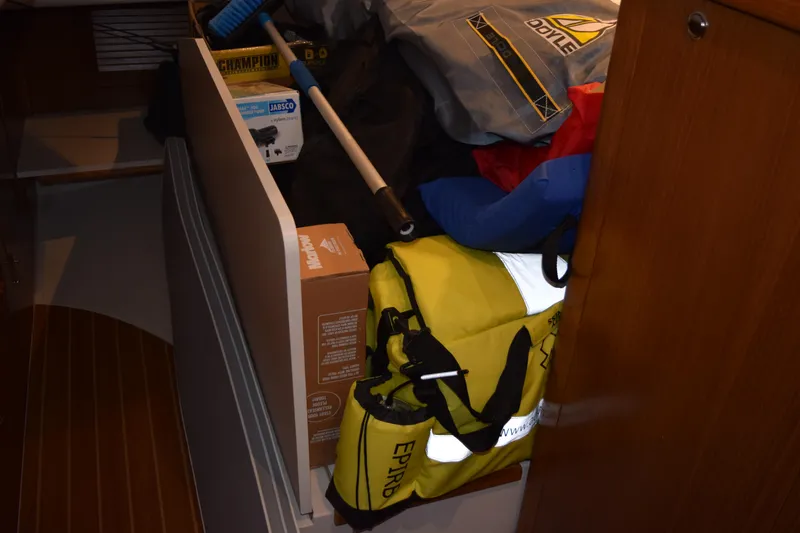 Slide: The Image of Catalina 425 2020 - 26