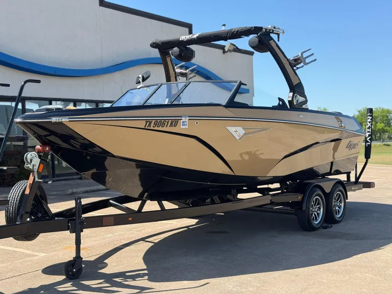 Slide: The Image of Tigé Z3 2023 - 2