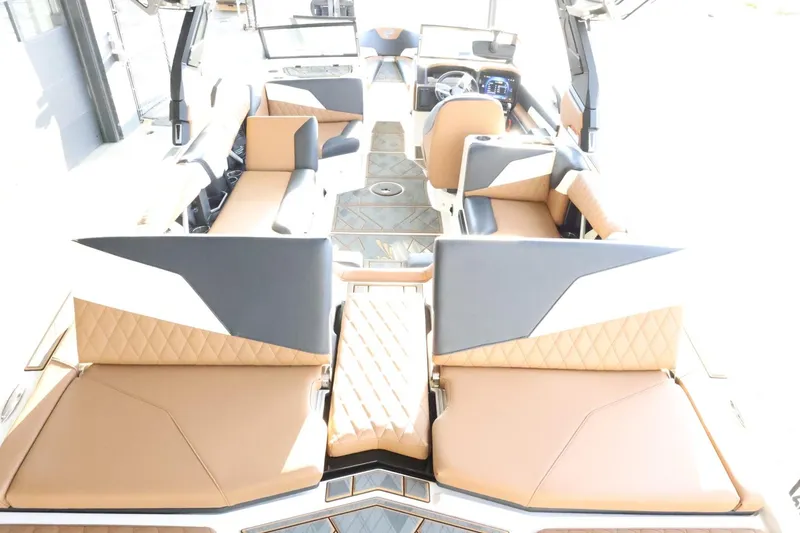 Slide: The Image of 2025 Tigé Z3 boat interior with luxurious seating and modern design. - 45