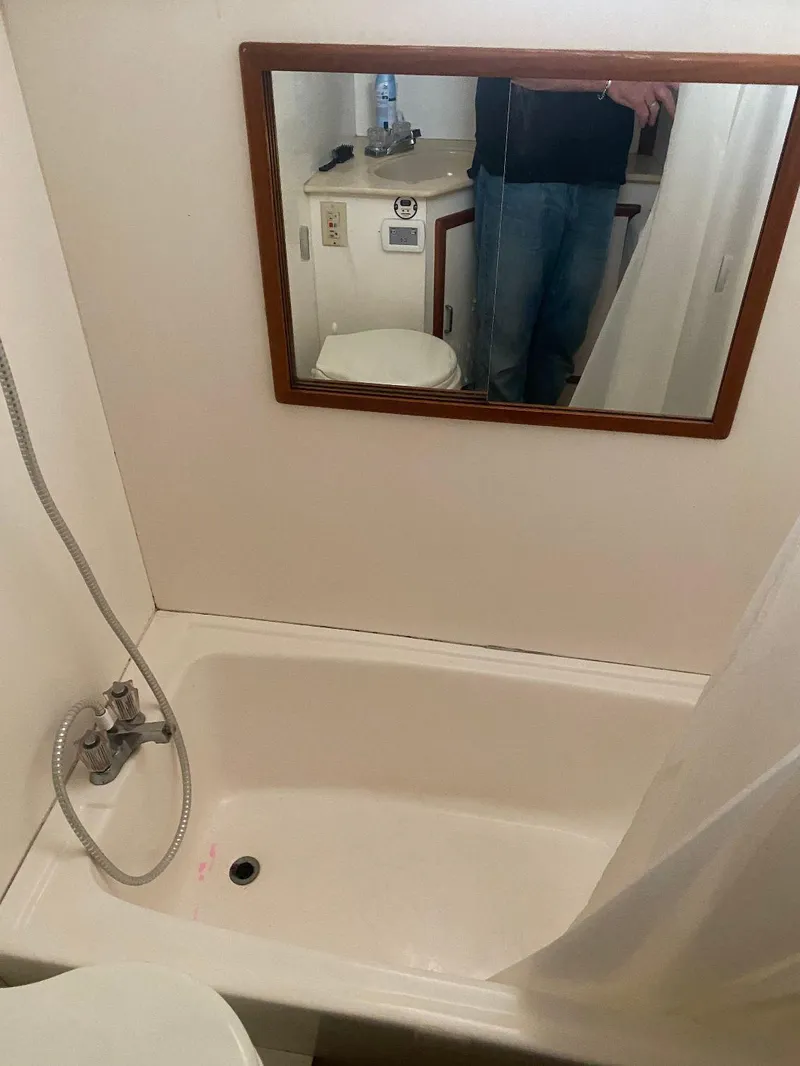 Slide: The Image of Jefferson 42 Viscount Sundeck 1990 - 55