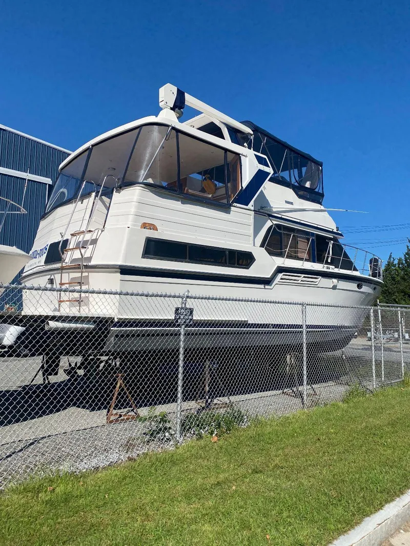 Slide: The Image of Jefferson 42 Viscount Sundeck 1990 - 76