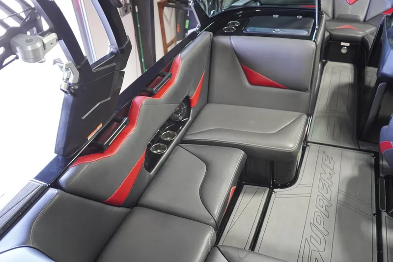 Slide: The Image of Supreme S211 2017 - 57