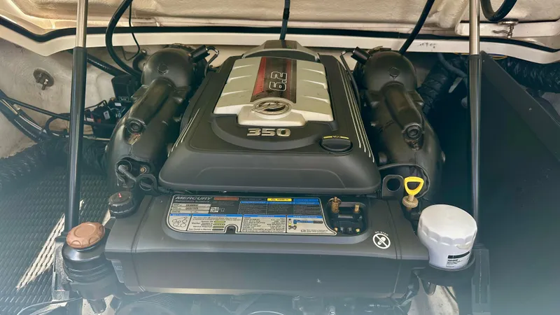 Slide: The Image of 2019 Monterey 278SS engine compartment with 350 horsepower engine. - 9