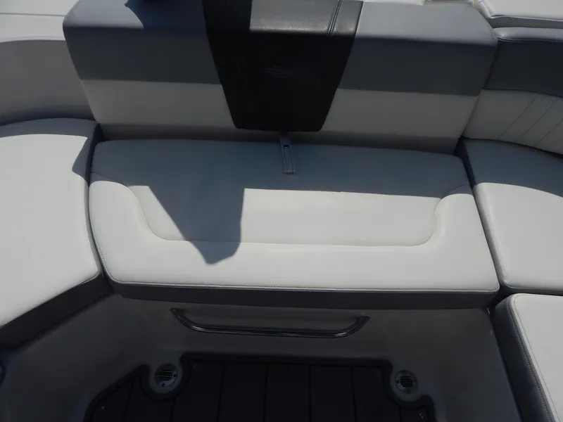 Slide: The Image of Chaparral 23 SSi OB 2022 - 51