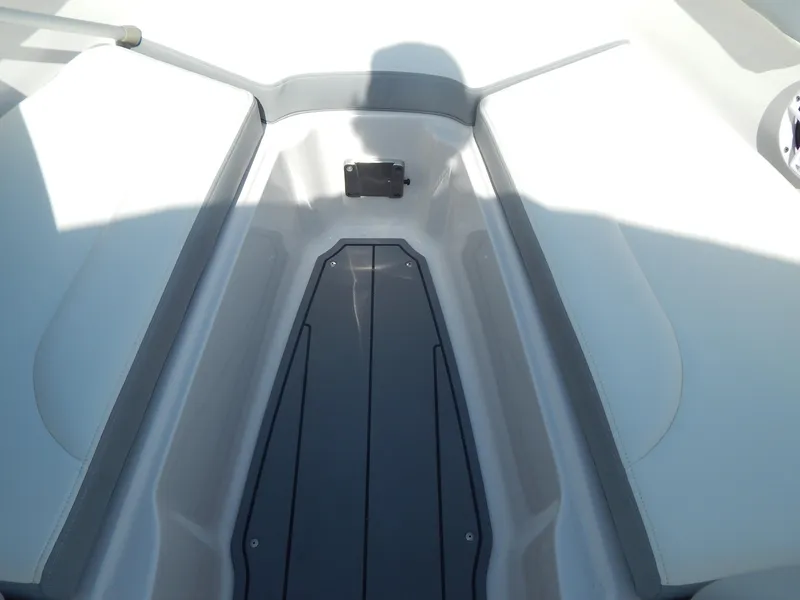 Slide: The Image of Chaparral 23 SSi OB 2022 - 62