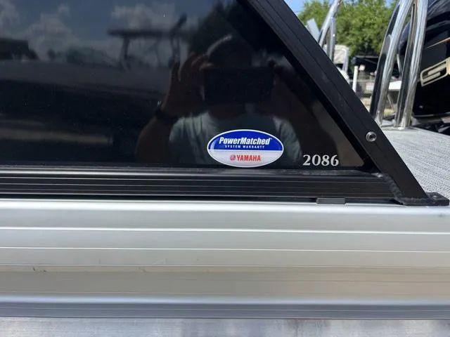 Slide: The Image of Godfrey Sweetwater 2086 SB 27" Impact Center Tube Package 2025 - 16