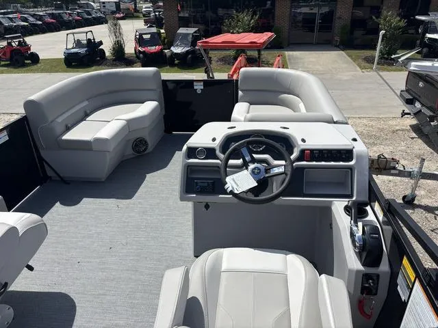 Slide: The Image of Godfrey Sweetwater 2086 SB 27" Impact Center Tube Package 2025 - 20