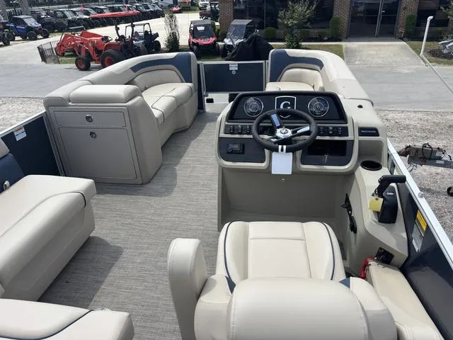 Slide: The Image of Godfrey Sweetwater 2286 F 27" Impact Center Tube Package 2025 - 26