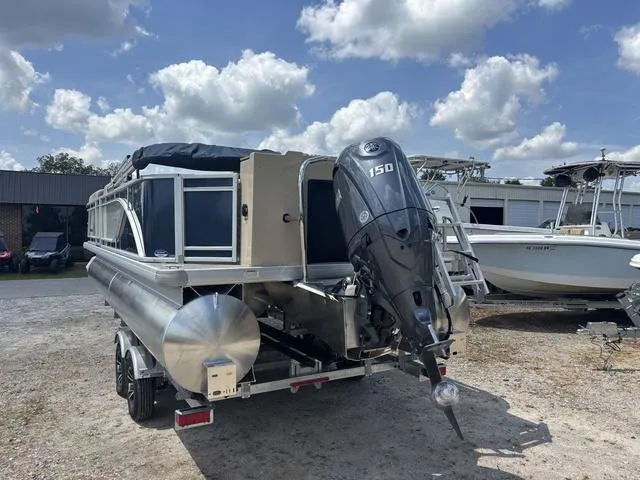 Slide: The Image of Godfrey Sweetwater 2286 F 27" Impact Center Tube Package 2025 - 3