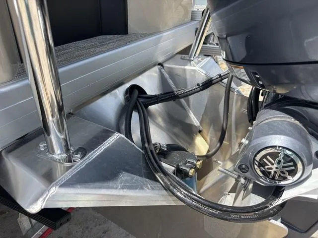 Slide: The Image of Godfrey Sweetwater 2286 F 27" Impact Center Tube Package 2025 - 43