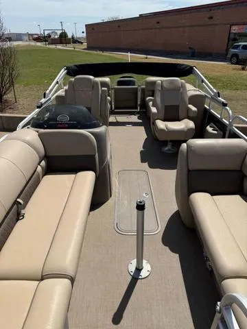 Slide: The Image of Sun Tracker Fishin' Barge 22 XP3 2023 - 8