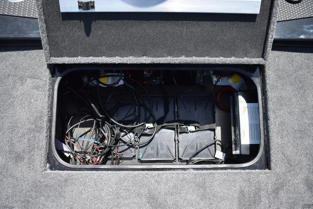 Slide: The Image of Ranger RT198P 2025 - 33