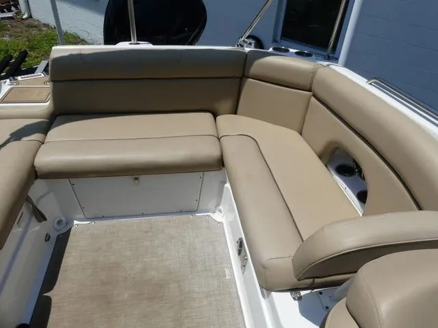 Slide: The Image of NauticStar 243 DC 2020 - 12