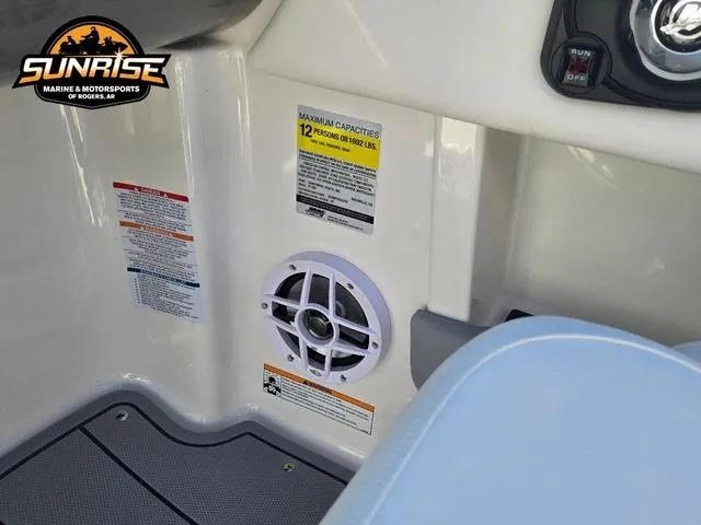 Slide: The Image of Chaparral SSi 21 2025 - 16