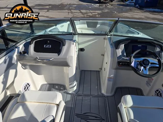 Slide: The Image of Chaparral SSi 21 2025 - 23