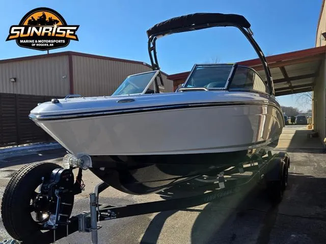 Slide: The Image of Chaparral SSi 21 2025 - 31