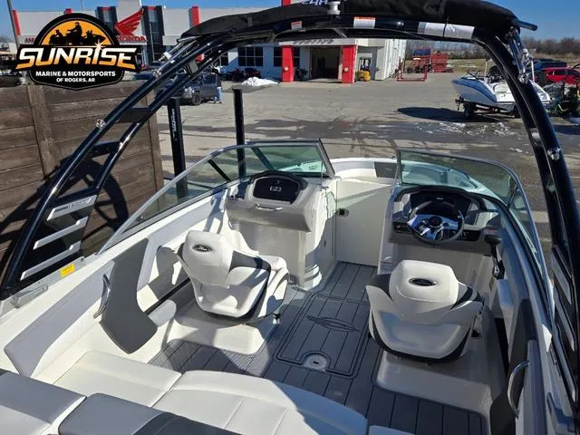 Slide: The Image of Chaparral SSi 21 2025 - 8