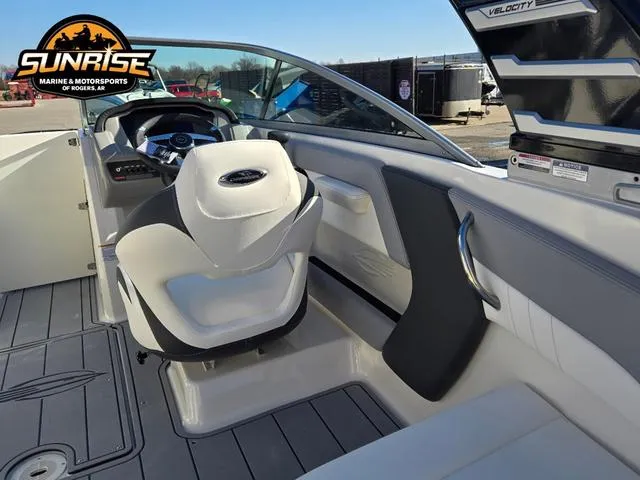 Slide: The Image of Chaparral SSi 21 2025 - 9