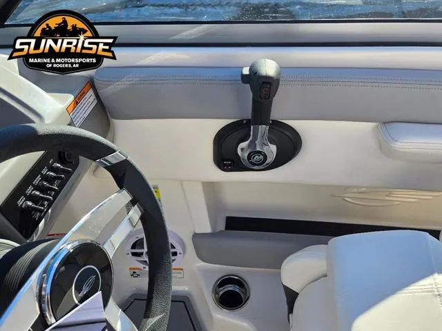 Slide: The Image of Chaparral SSi 21 2025 - 11