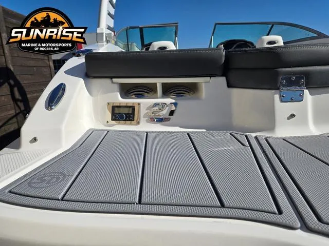 Slide: The Image of Chaparral SSi 21 2025 - 2