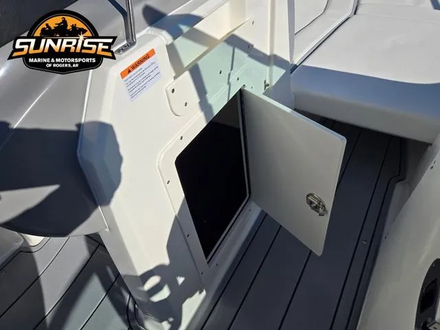 Slide: The Image of Chaparral SSi 21 2025 - 20