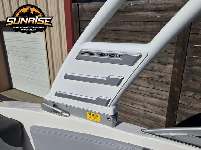 Slide: The Image of Chaparral SSi 21 2025 - 26