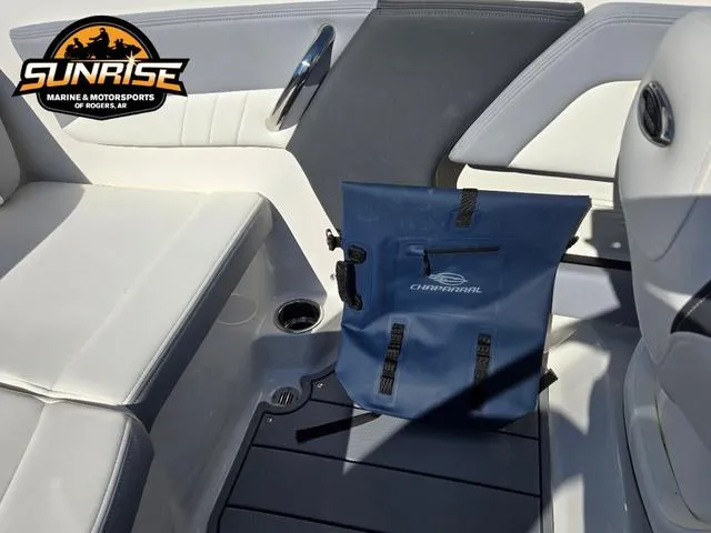 Slide: The Image of Chaparral SSi 21 2025 - 27