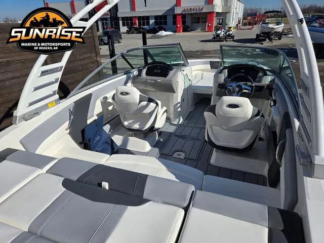 Slide: The Image of Chaparral SSi 21 2025 - 6