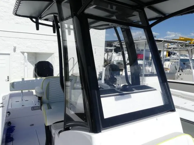 Slide: The Image of Twin Vee 22 Bay Cat 2026 - 19