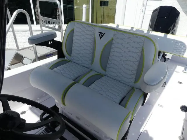 Slide: The Image of Twin Vee 22 Bay Cat 2026 - 9