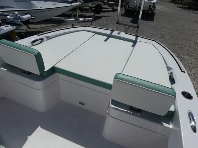 Slide: The Image of Twin Vee 22 Bay Cat 2026 - 16