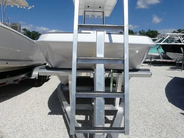 Slide: The Image of Twin Vee 22 Bay Cat 2026 - 3