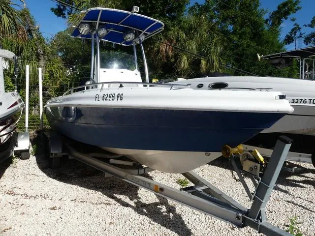 Slide: The Image of Glasstream 221 CC 2012 - 1