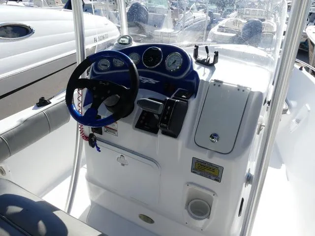 Slide: The Image of Glasstream 221 CC 2012 - 7