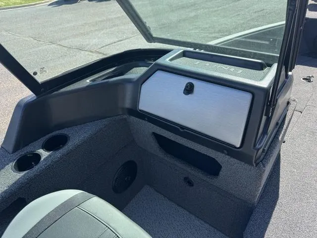 Slide: The Image of Lund 1875 Impact XS Sport 2025 - 15